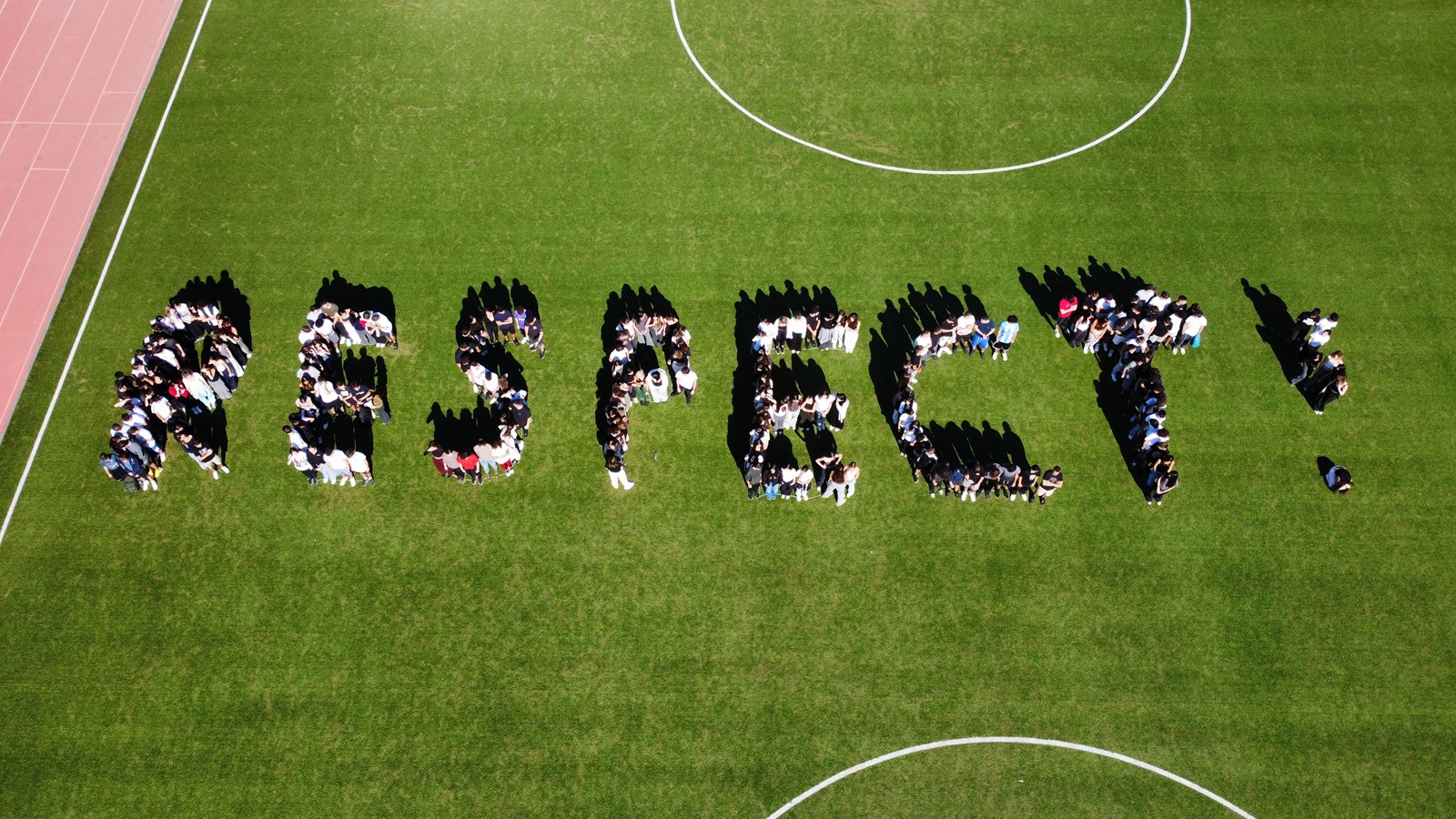 Οι μαθητές του Pierce γιορτάζουν την Respect Day 2024 Pierce